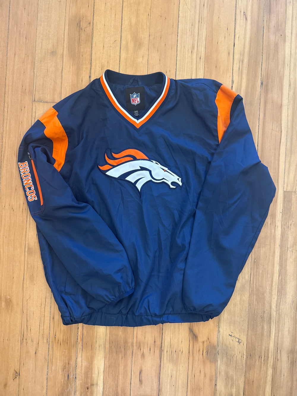 2000s Broncos Pullover